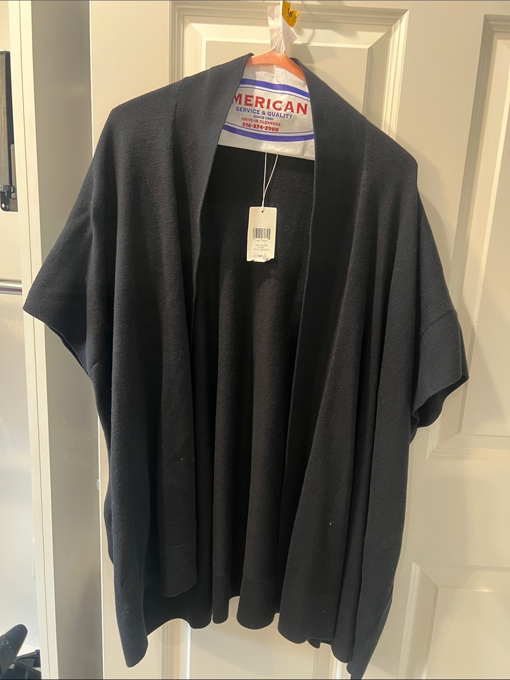 Black Short-Sleeve Open Front Cardigan in Peruvian organic cotton